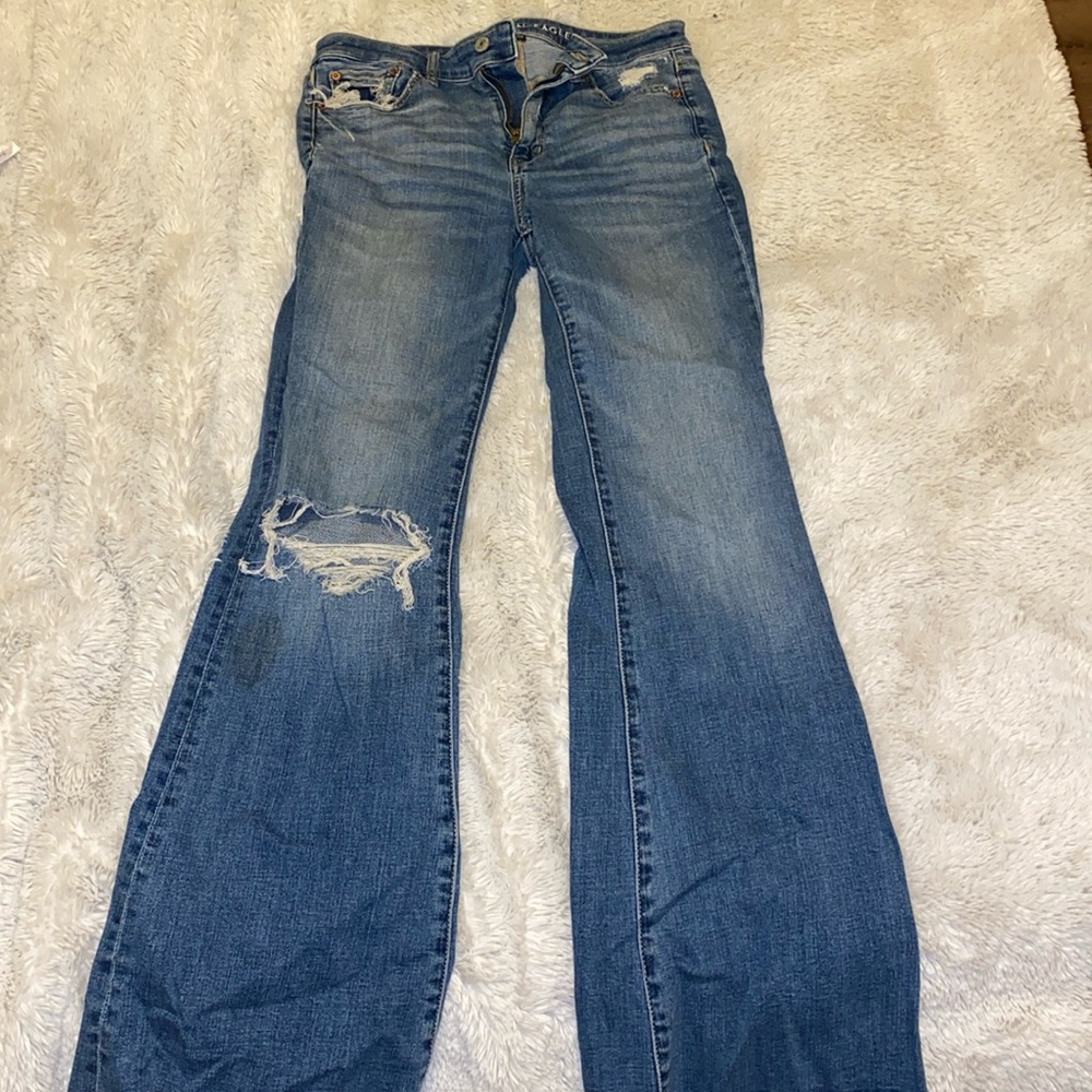 American Eagle High-Rise Ripped Flare Jeans – Size 4